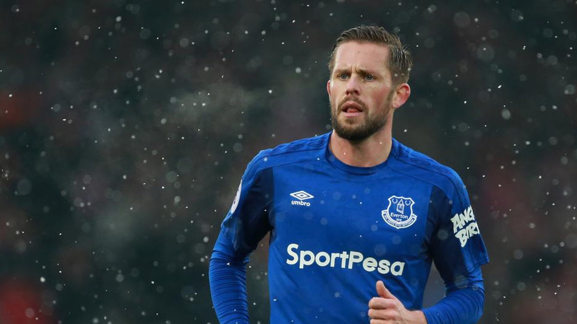 中锋是否应该学习外线球员的处理方式，中锋内线脚步教学