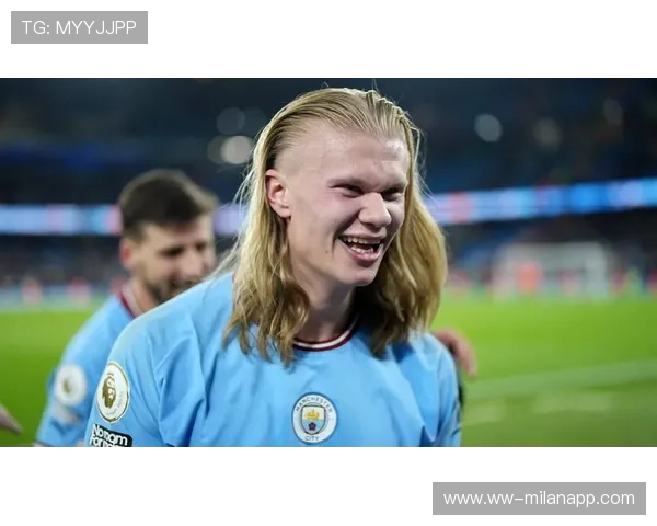 哈兰德正面爆射直挂死角，曼城震撼全场